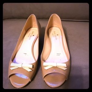 Kate Spade peep toe shoes size 6